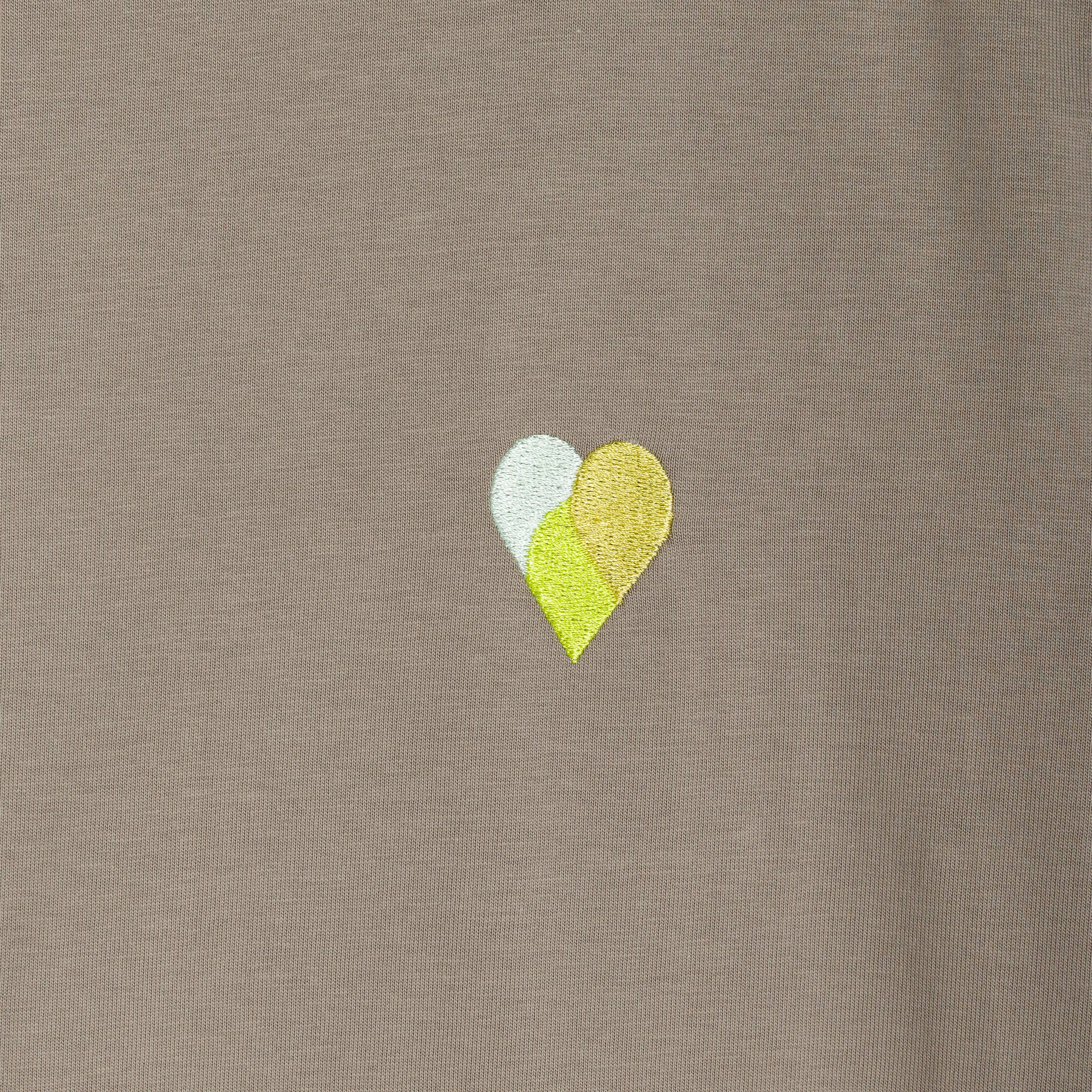 LIME GEOMETRIC HEART 2 T-SHIRT TAUPE