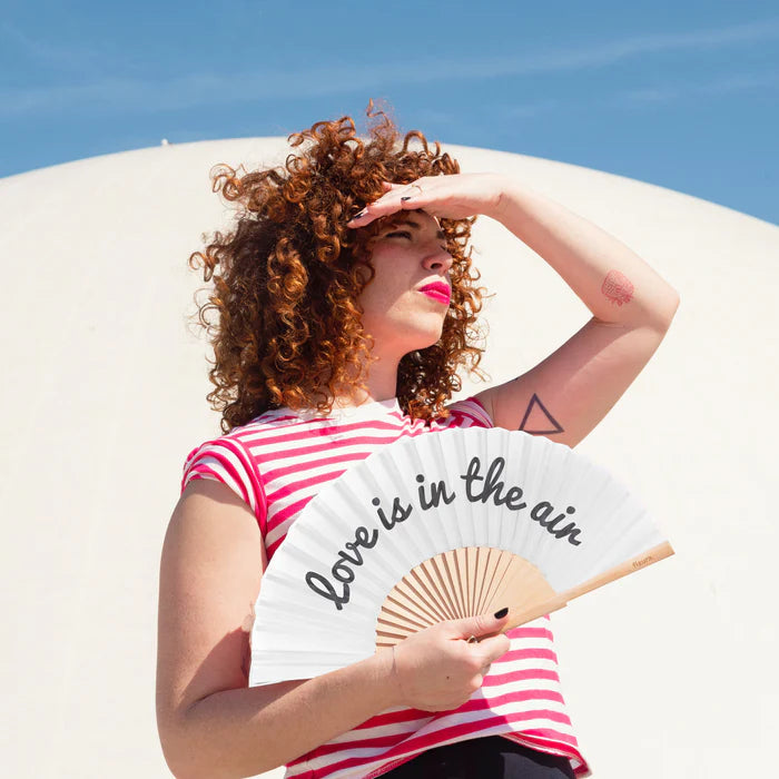 "love is in the air" HAND FAN