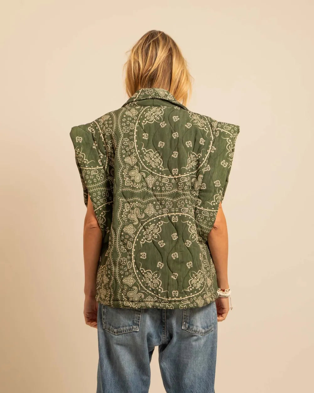 BROOKLYN6 SLEEVELESS VEST BANDANA PRINT KHAKI