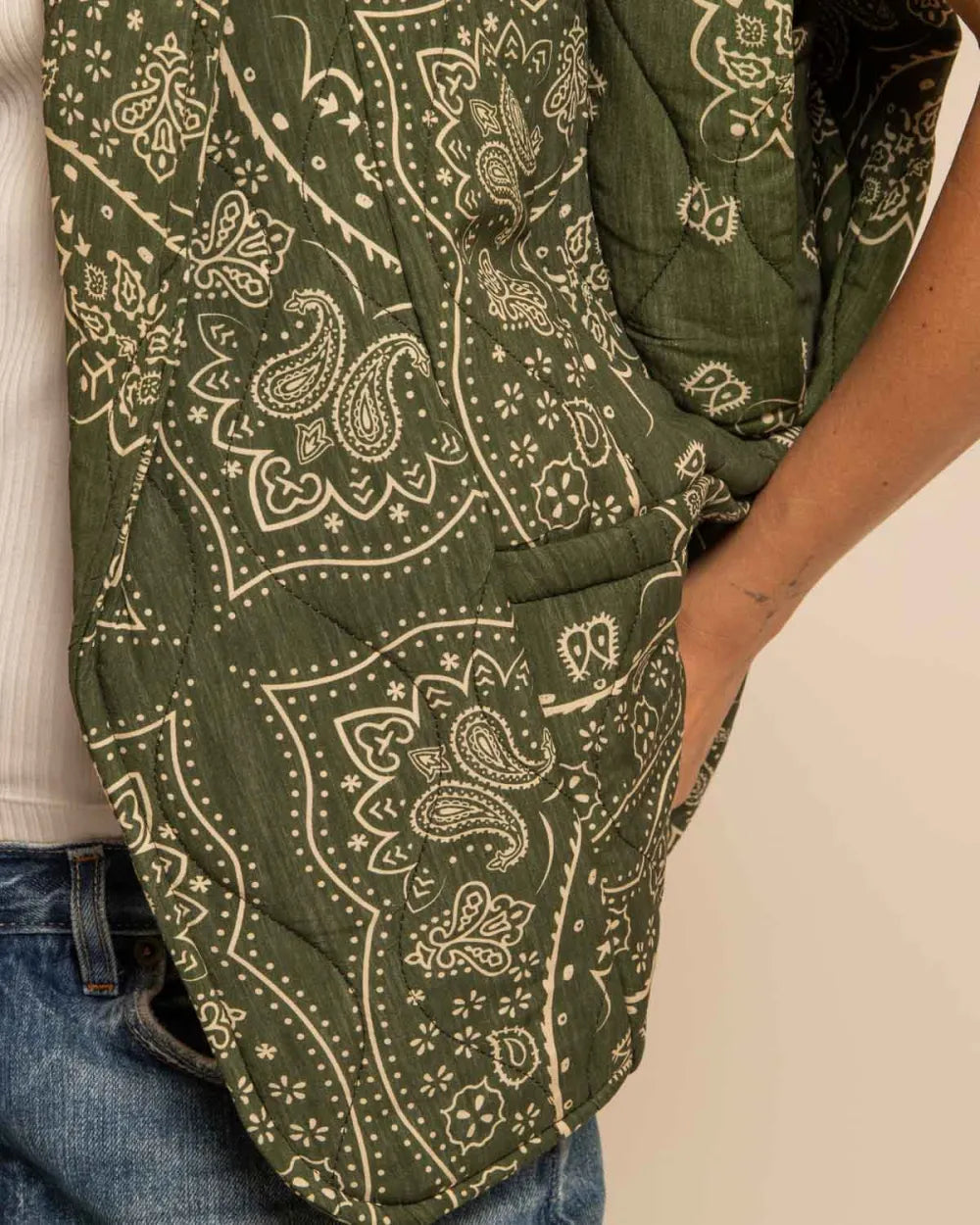 BROOKLYN6 SLEEVELESS VEST BANDANA PRINT KHAKI