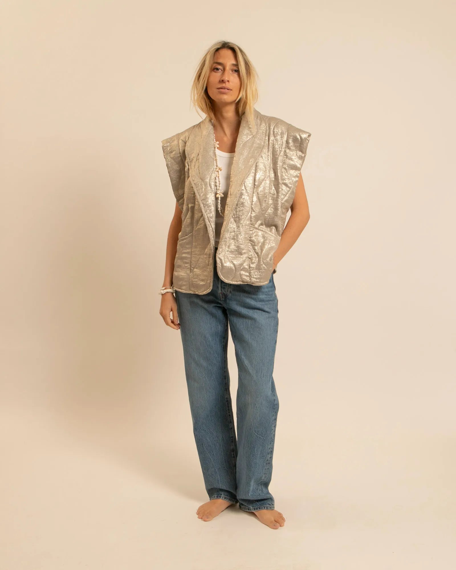 BROOKLYN10 SLEEVELESS VEST METALLIC