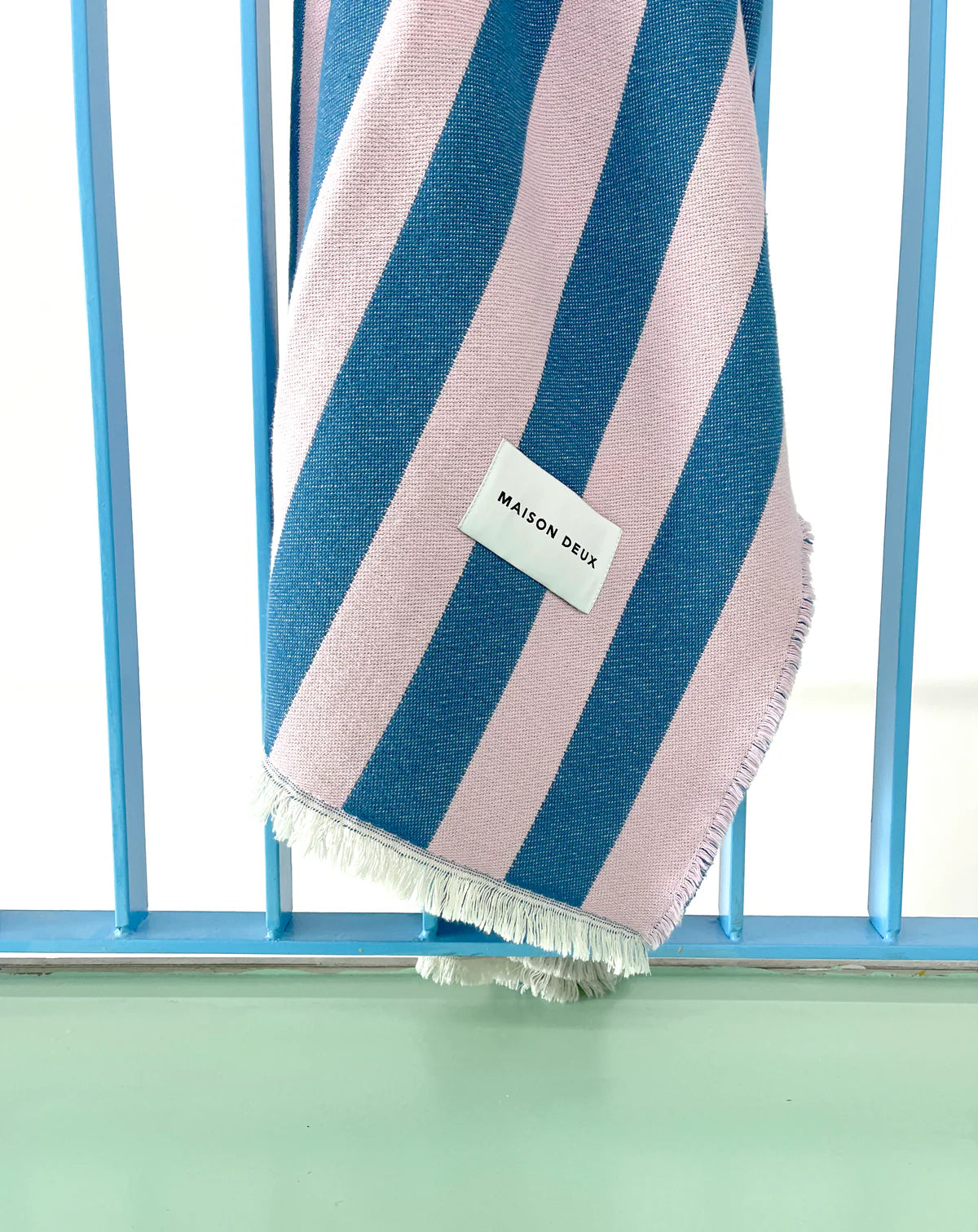 MAISON DEUX COTTON CANDY WRAP BLANKET PINK BLUE