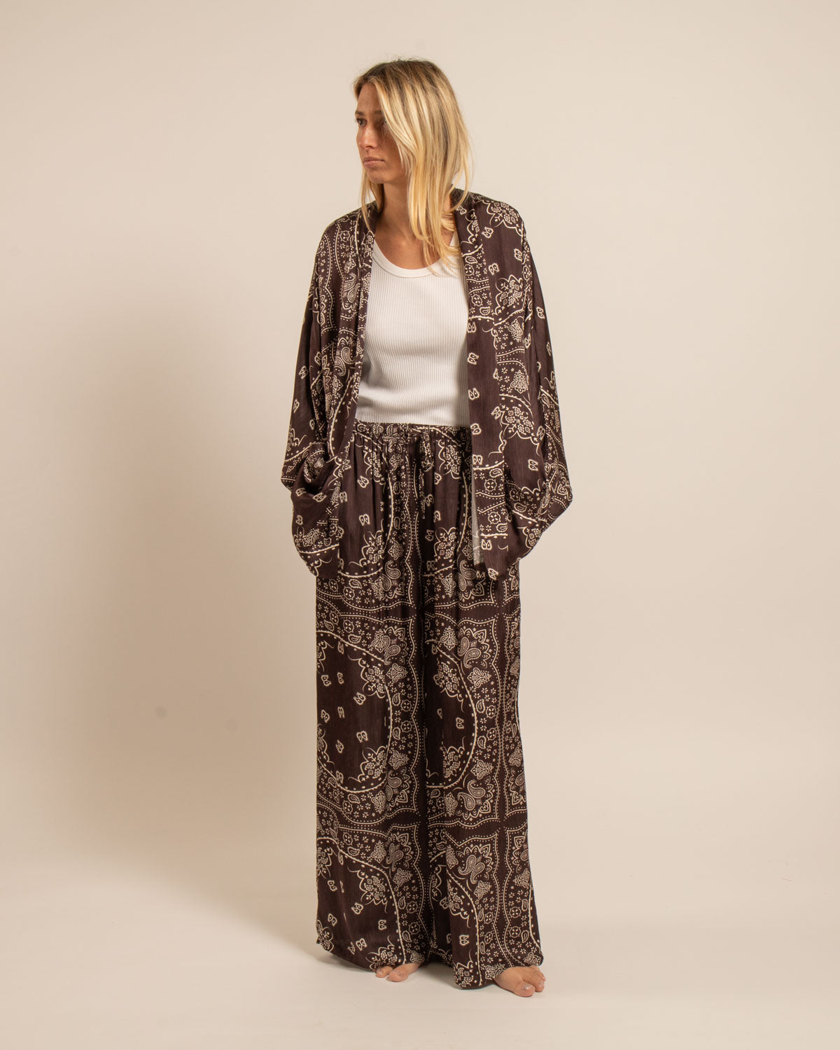 CHICAGO9 KIMONO BANDANA PRINT CHOCOLATE