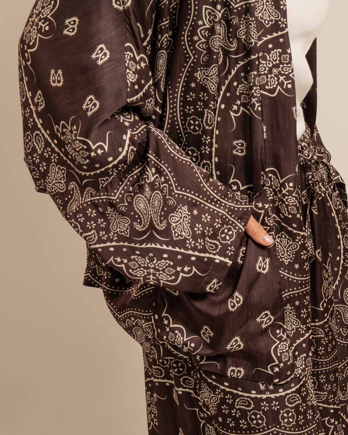 CHICAGO9 KIMONO BANDANA PRINT CHOCOLATE