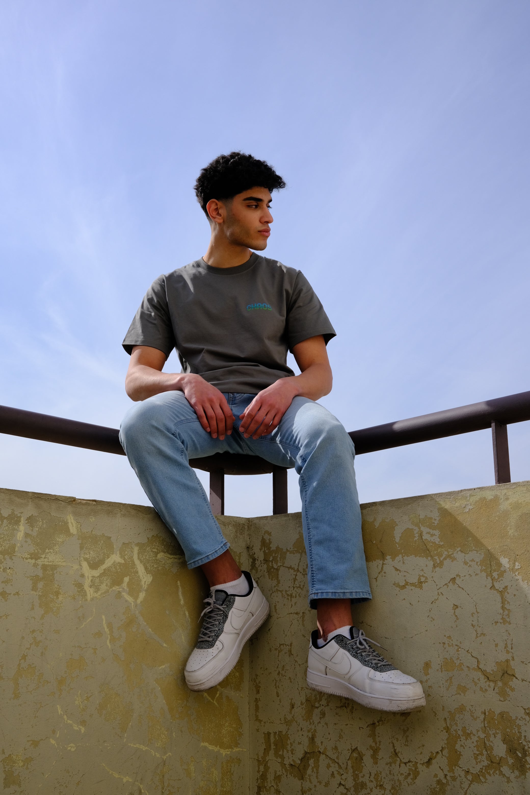 UNISEX MINI CHAOS T-SHIRT KHAKI