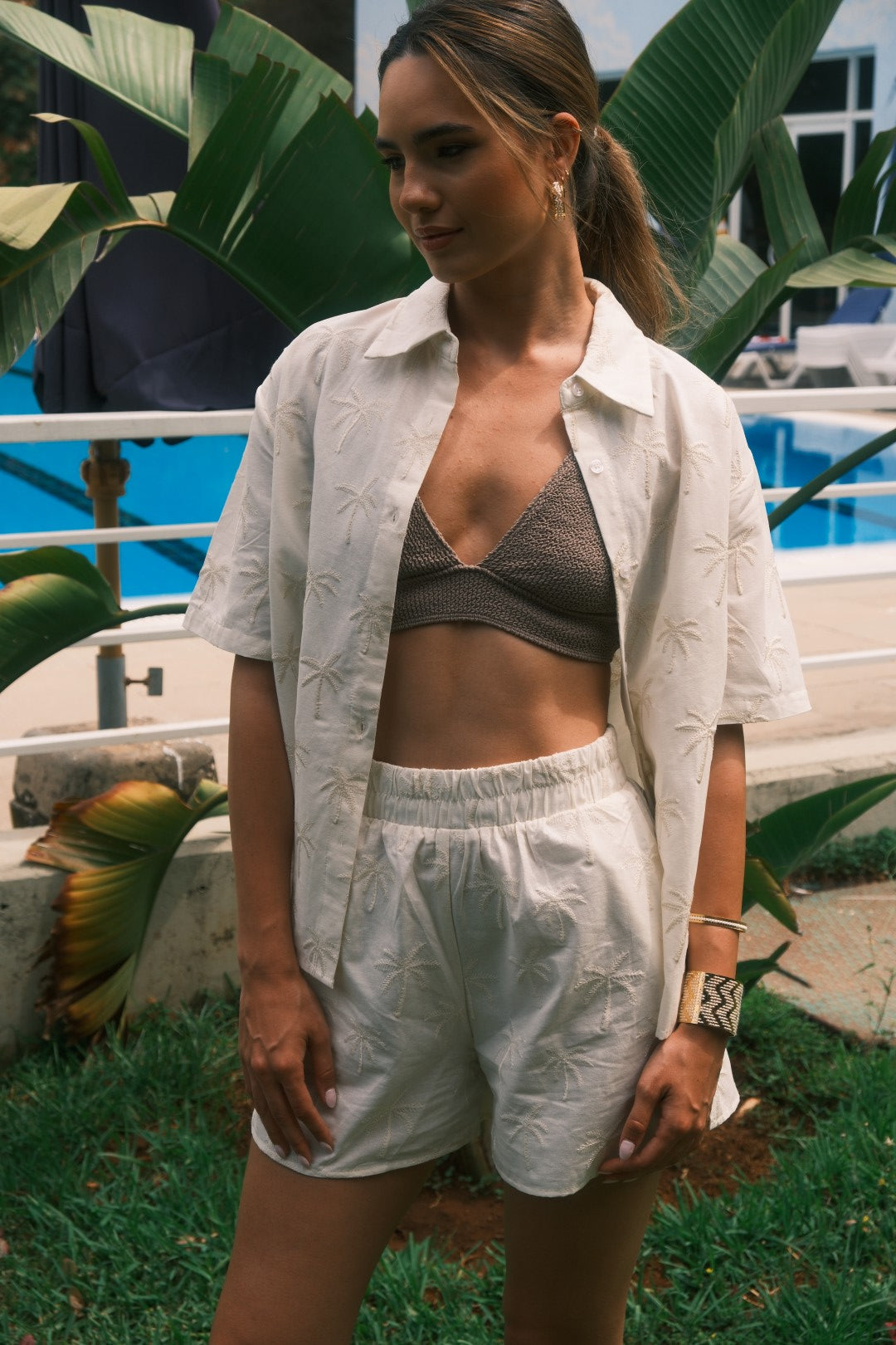 PALMS EMBROIDERY SHORTS