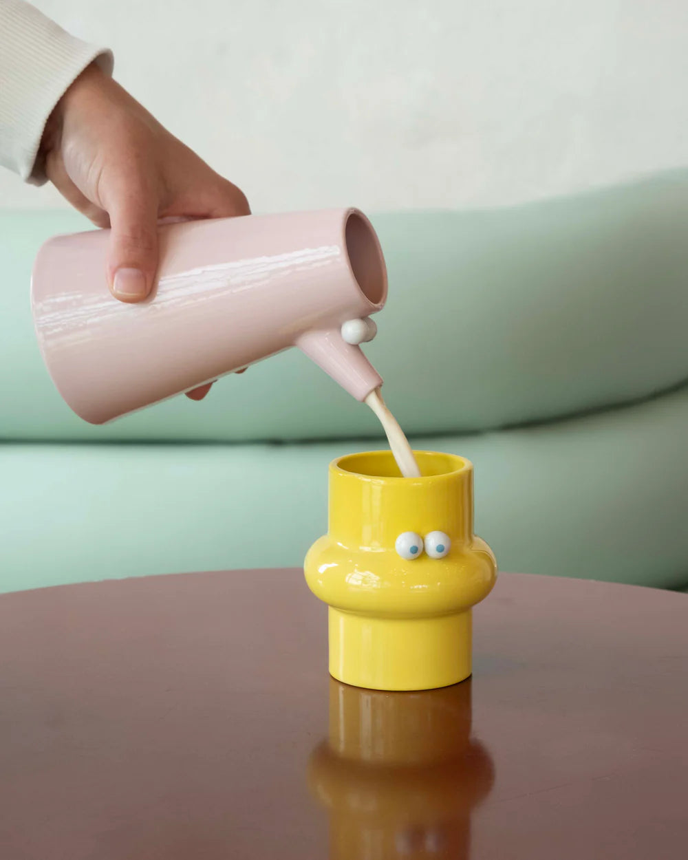 LUCAS ZANOTTO - THE PINK JUG