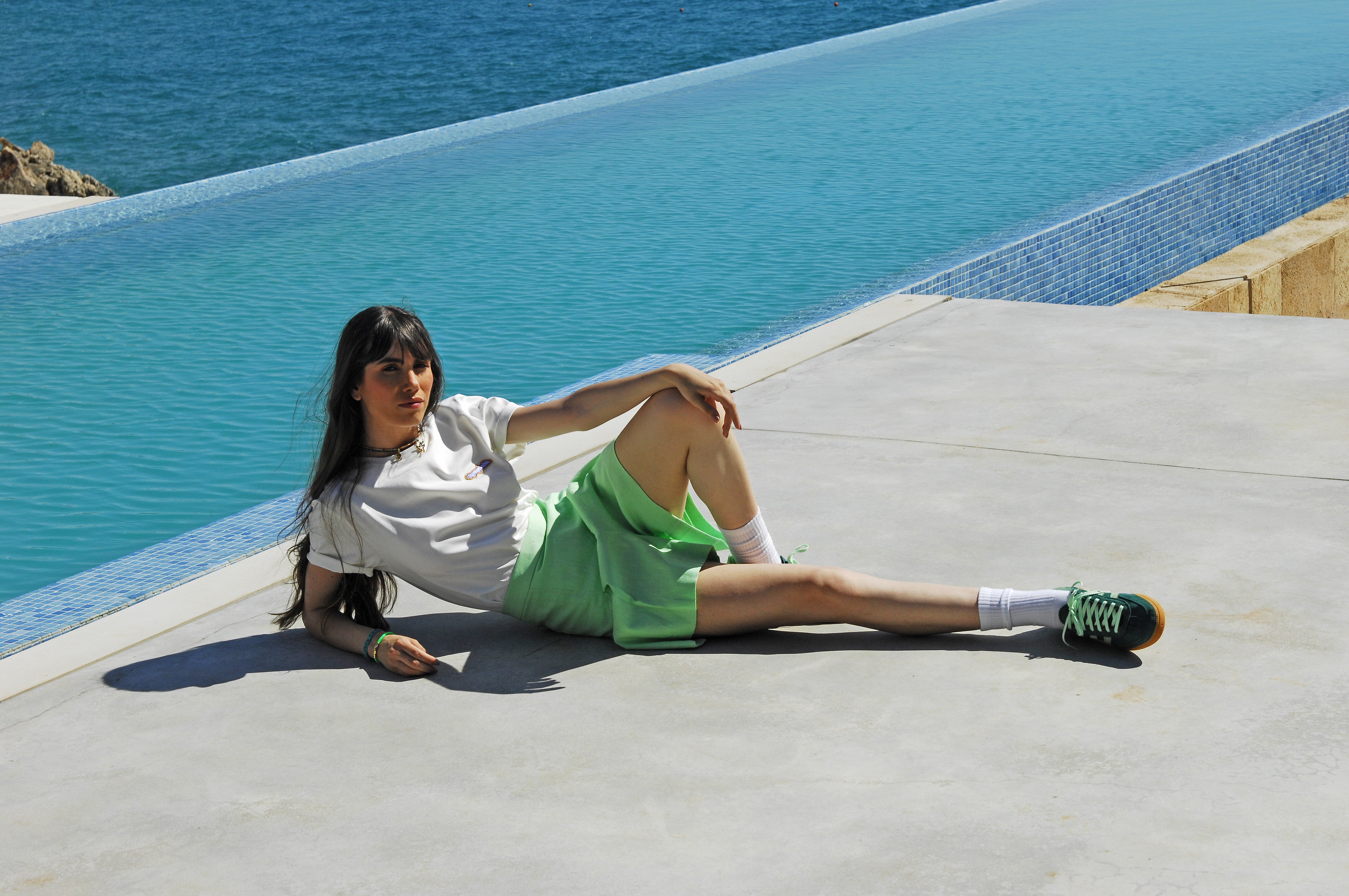 AJE SHORTS GREEN