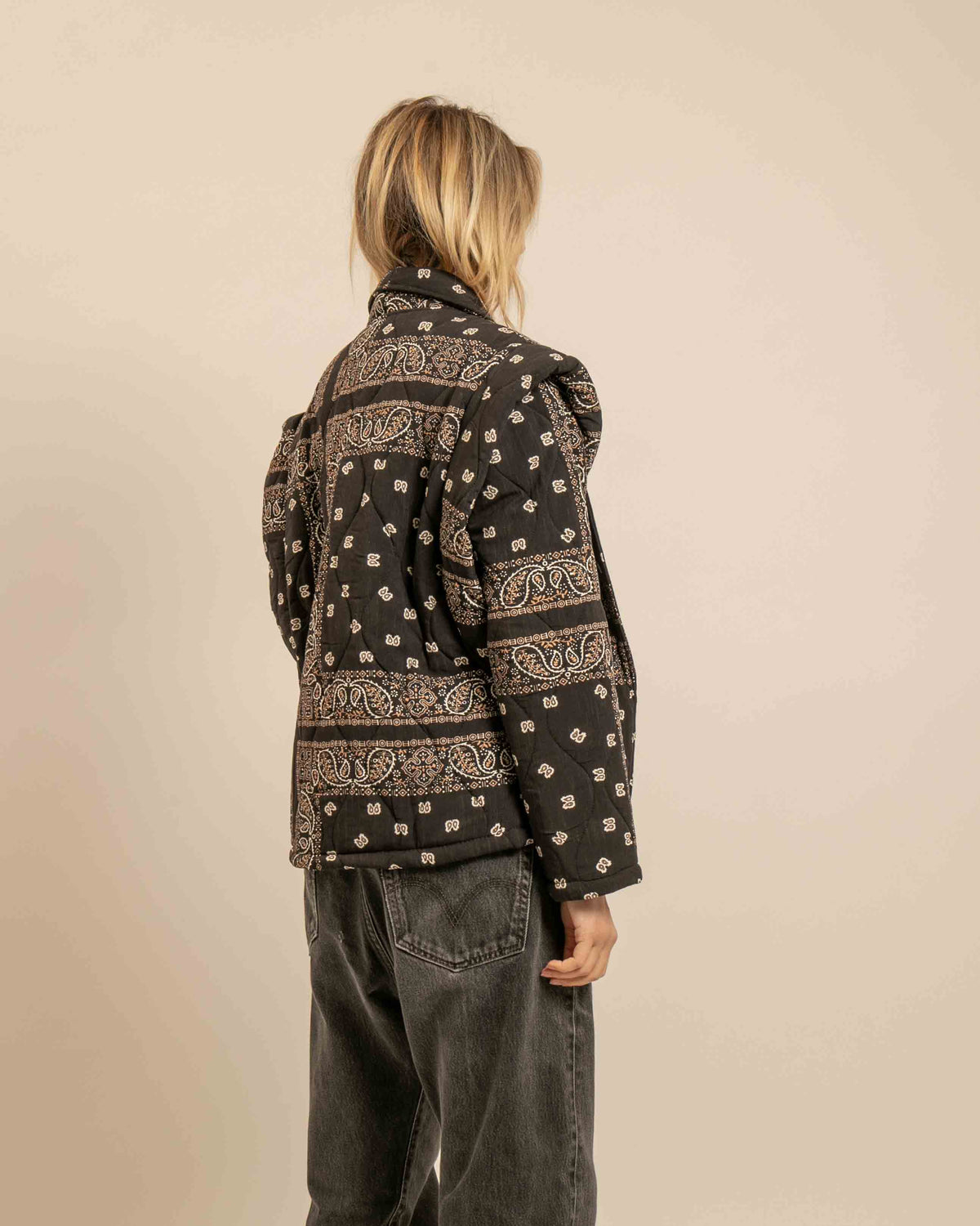 SAN FRANSISCO3 KIMONO VEST BANDANA PRINT BLACK