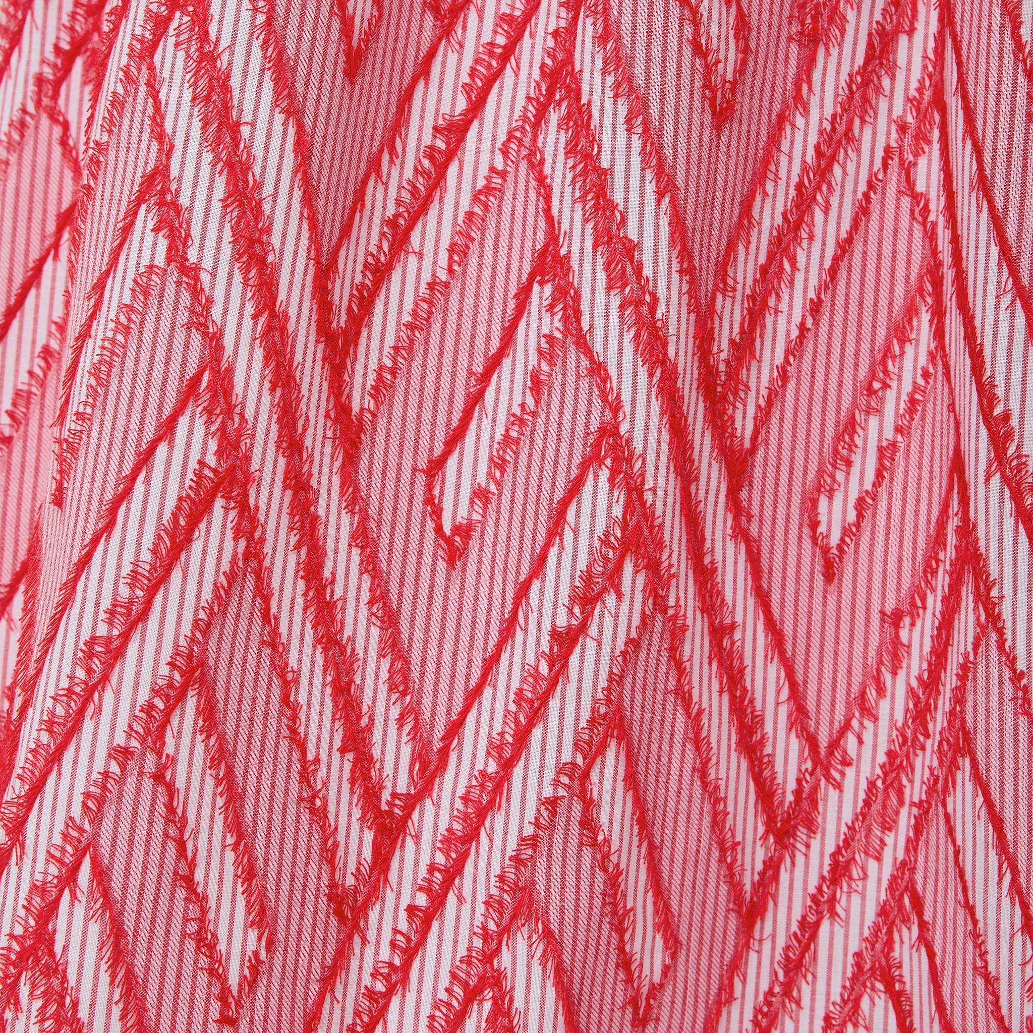 BENE SKIRT V PATTERN RED WHITE