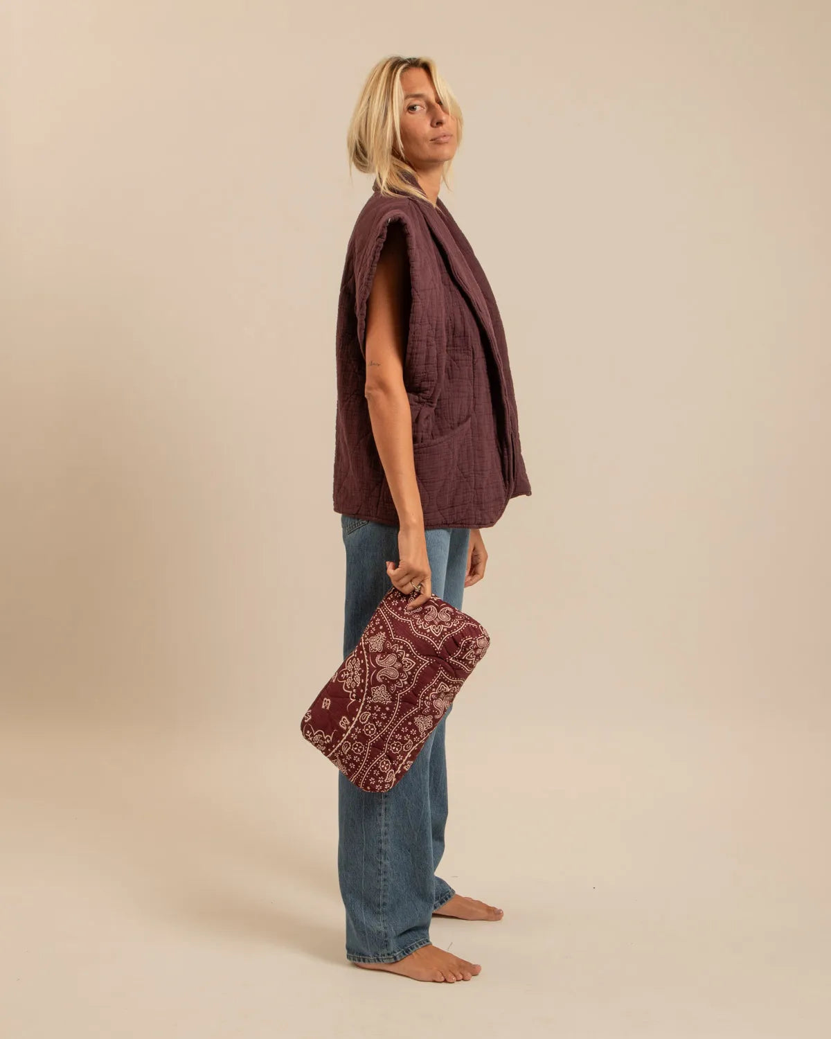 BROOKLYN1 SLEVELESS VEST PLAIN BURGUNDY