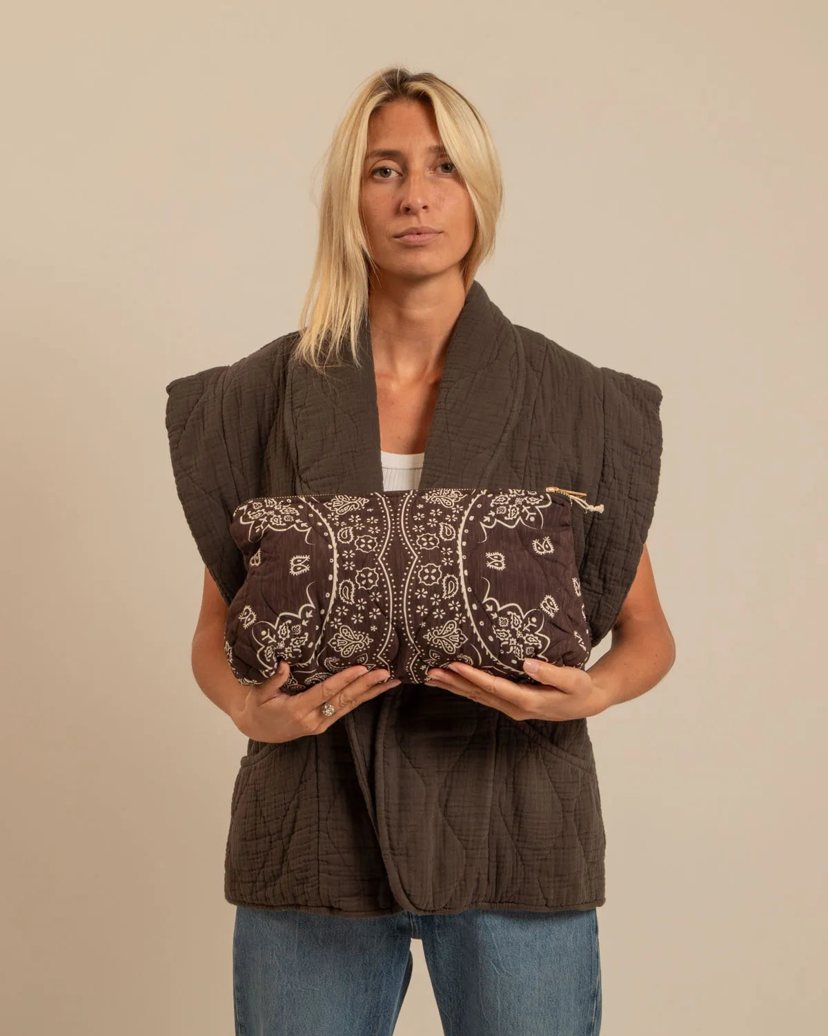 ORLANDO2 POUCH CHOCOLATE