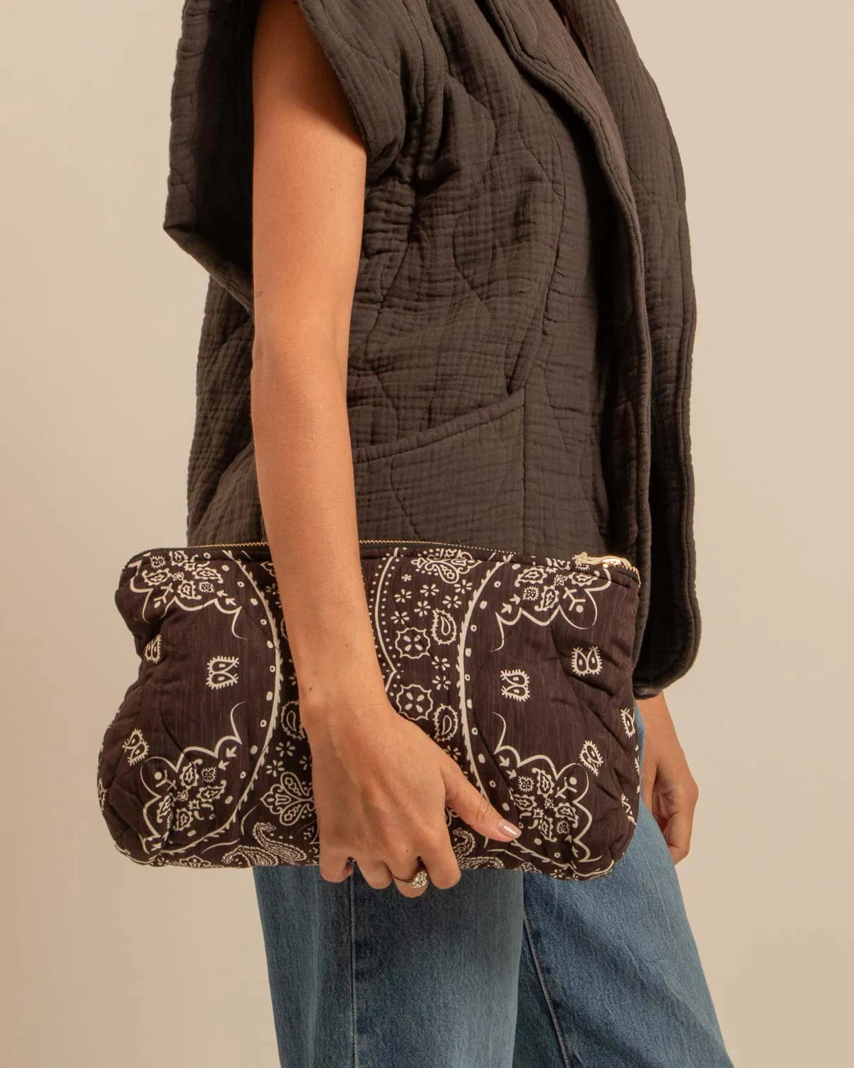 ORLANDO2 POUCH CHOCOLATE