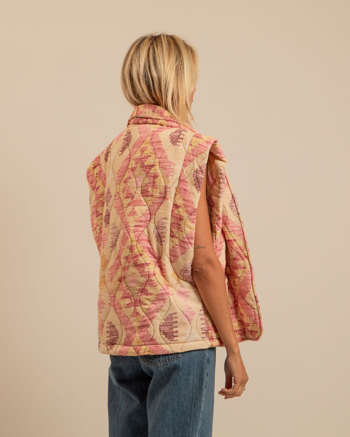 BROOKLYN8 SLEEVELESS VEST CIBOLA PINK