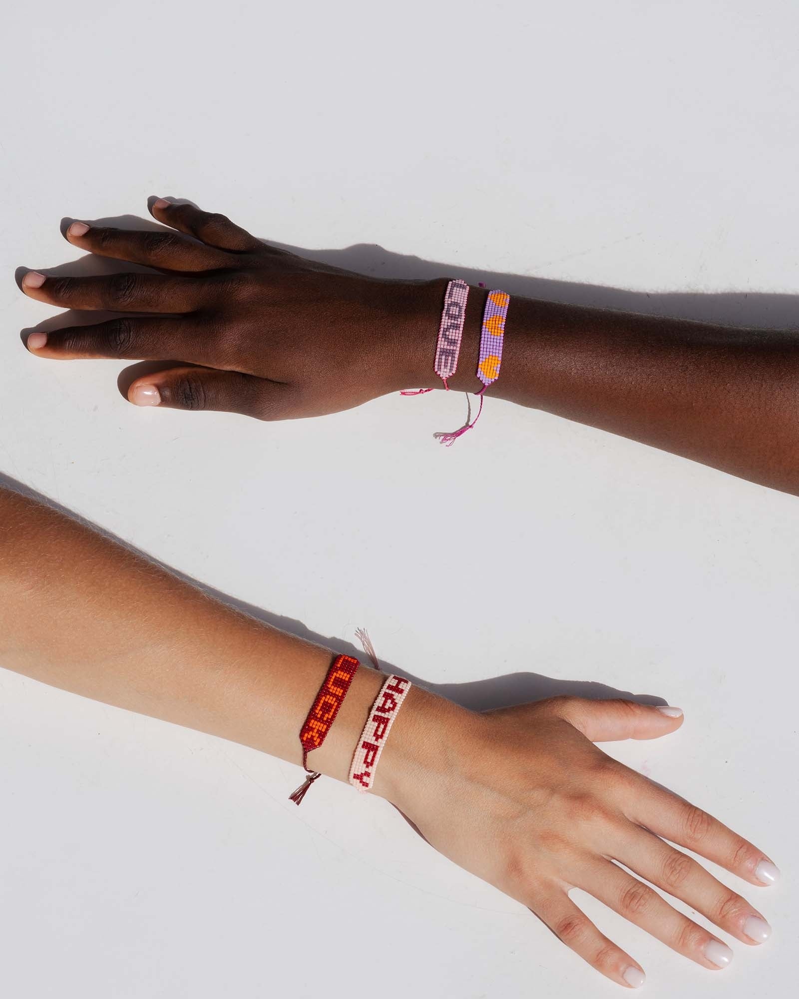 NEVER GIVE UP - Mini Glass Bead Bracelet Lilac
