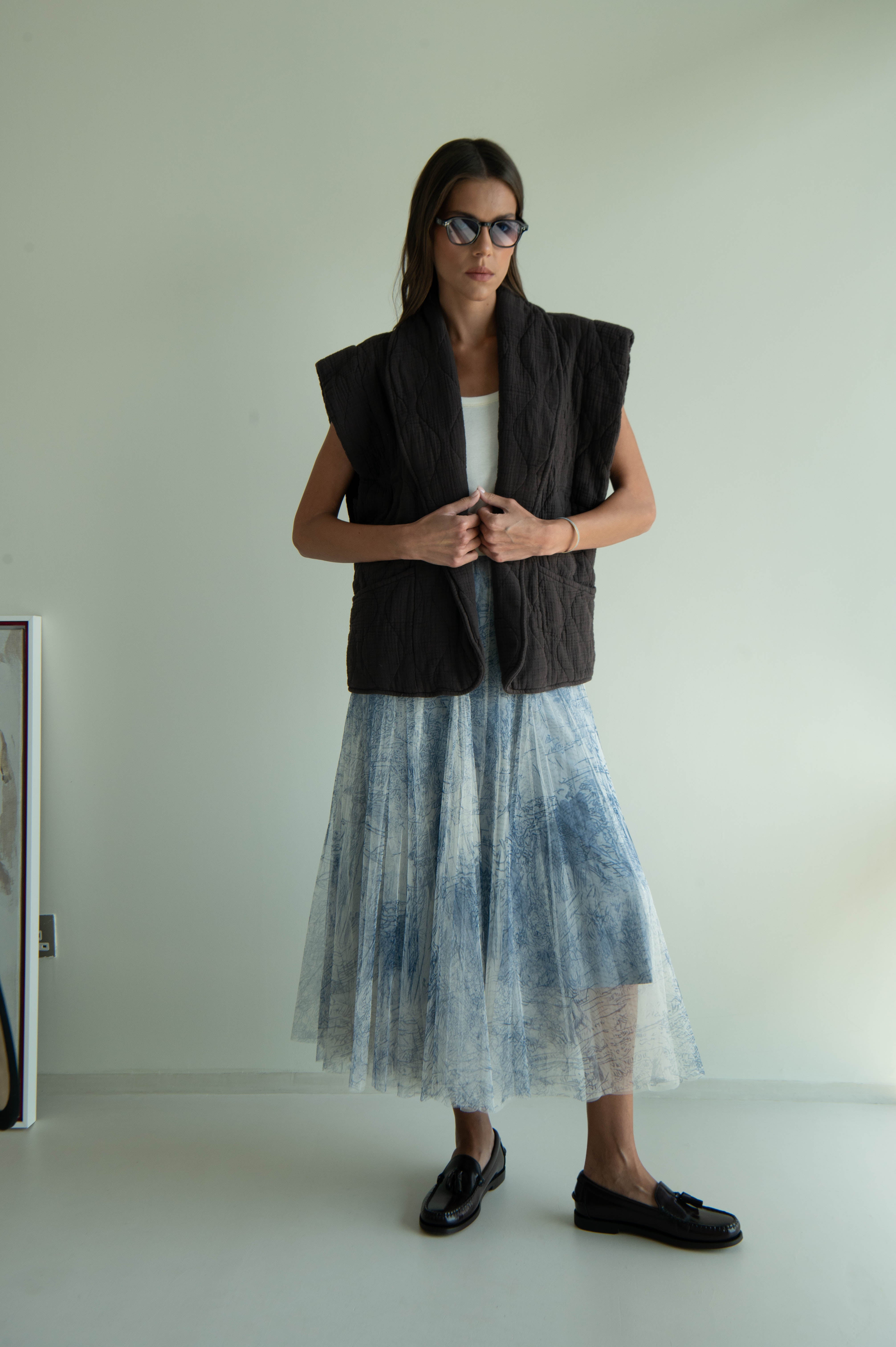 BROOKLYN1 SLEVELESS VEST PLAIN CHOCOLATE