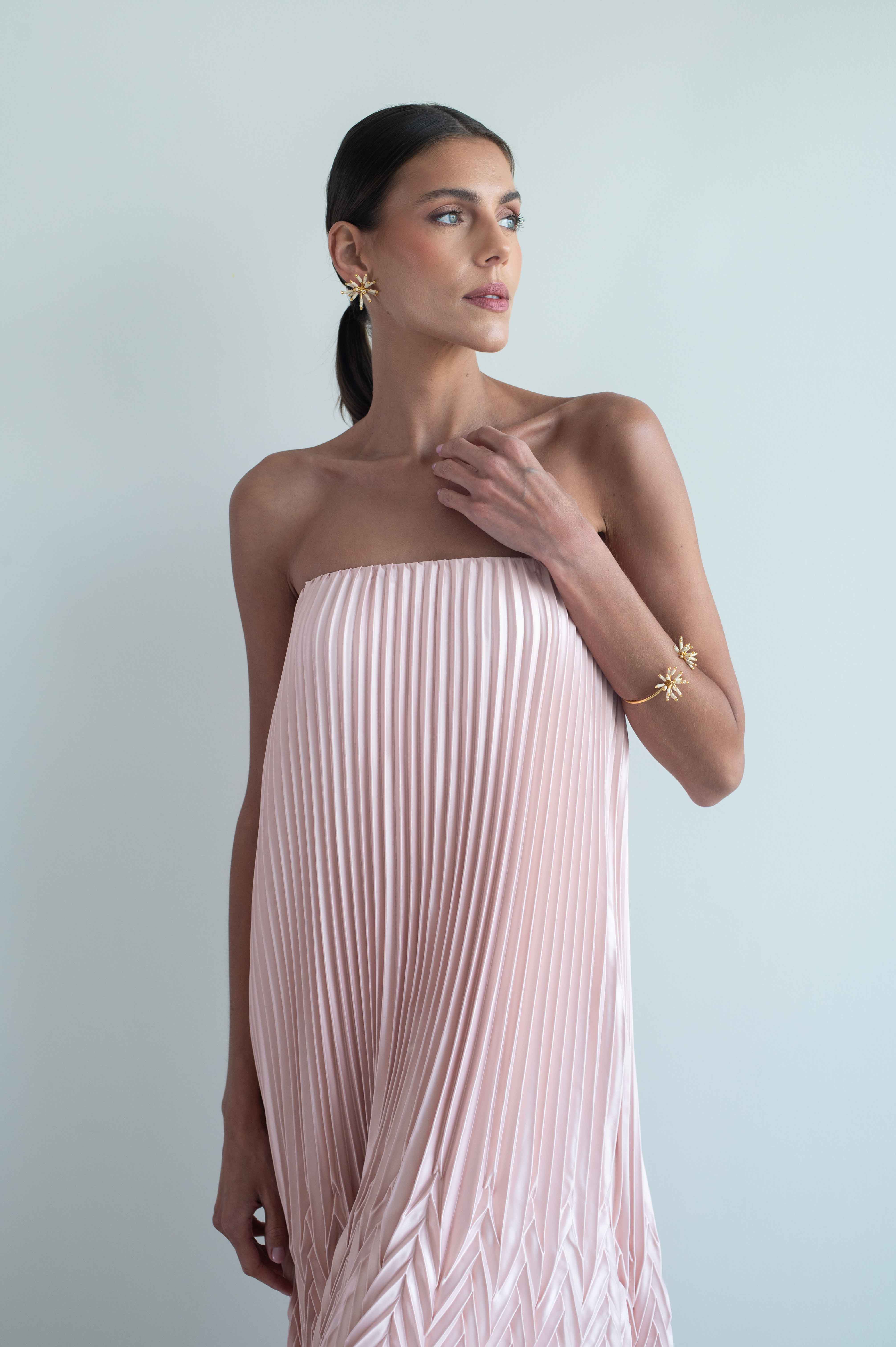 ARIA PLISSE MAXI DRESS - POWDER PINK