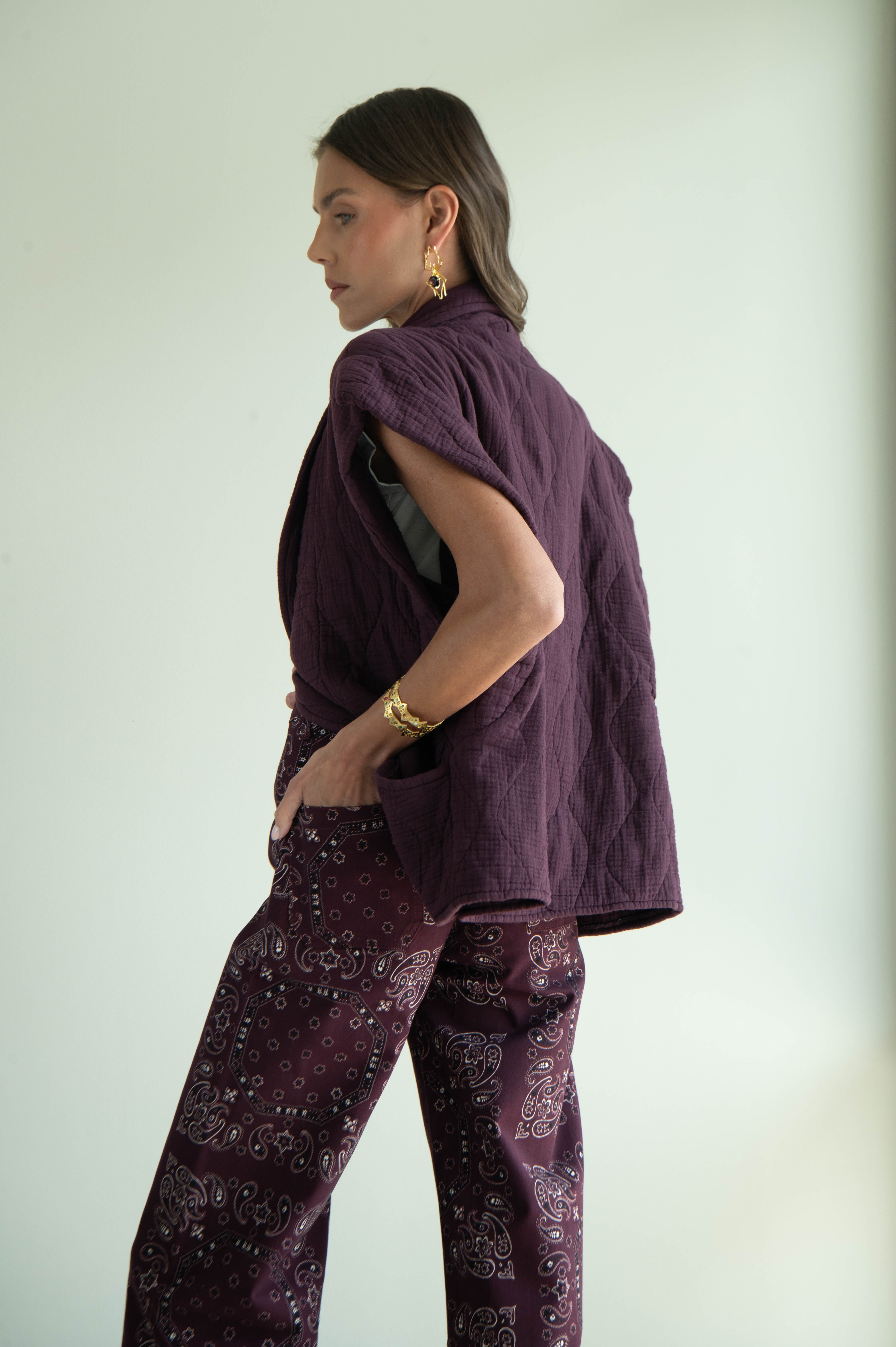 BROOKLYN1 SLEVELESS VEST PLAIN BURGUNDY