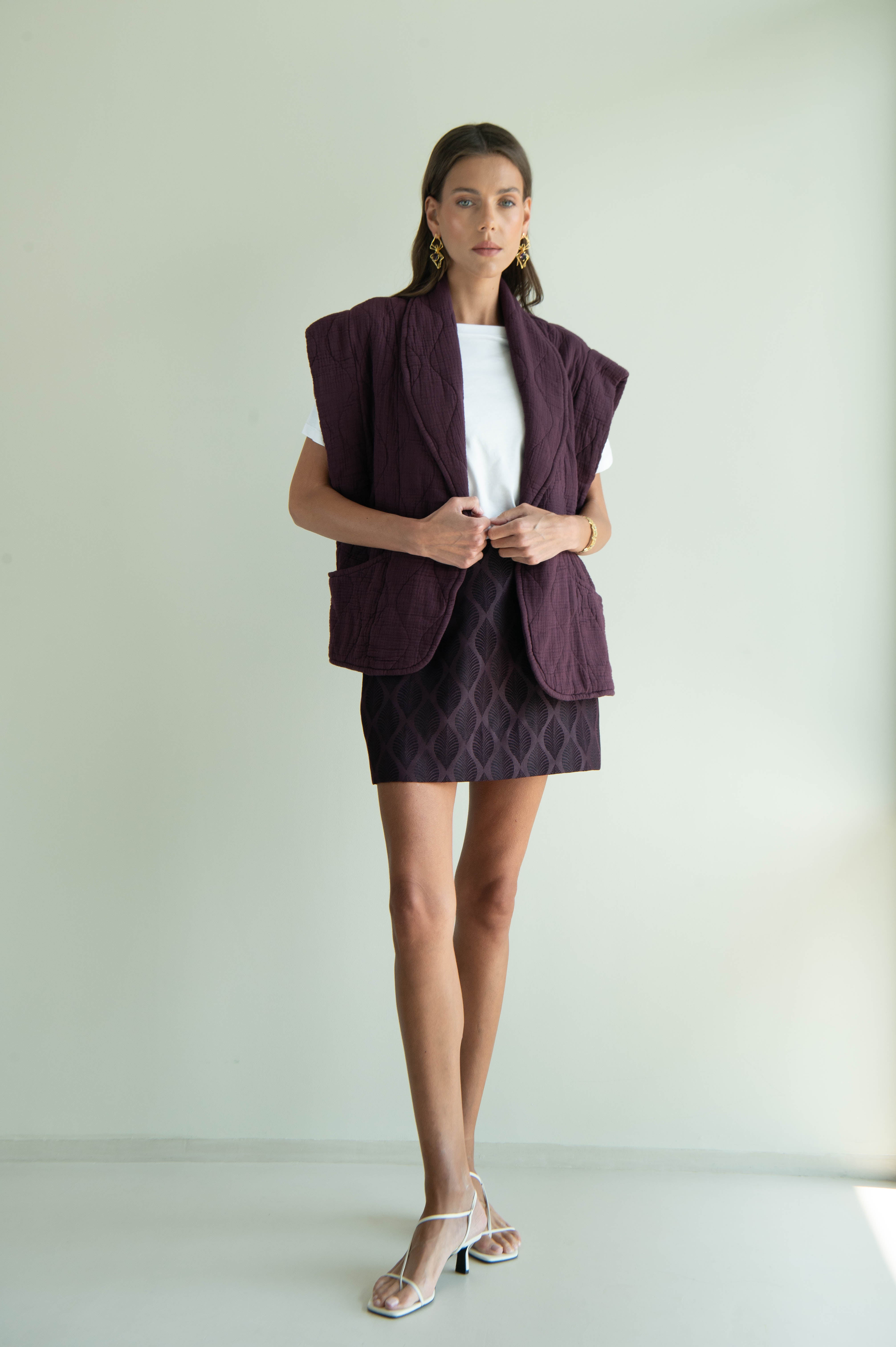 BROOKLYN1 SLEVELESS VEST PLAIN BURGUNDY