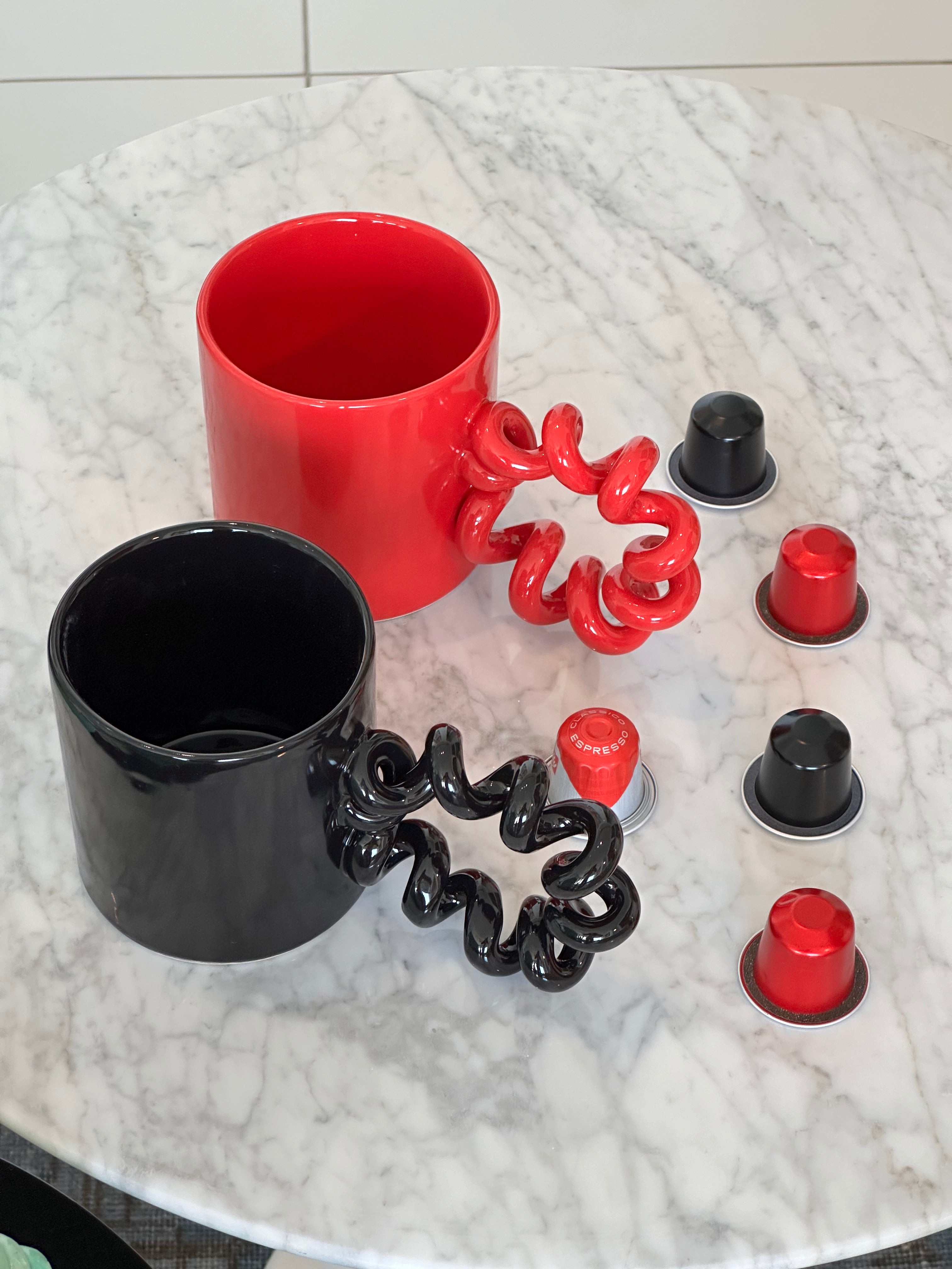 Curly Mug - Red