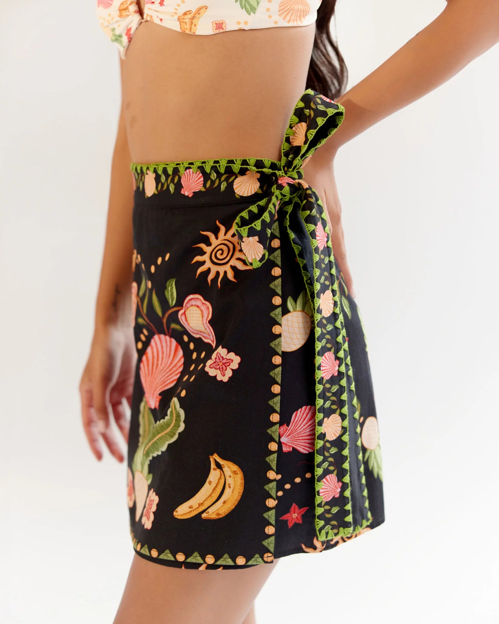 Wrap me round skirt-Seashell Black
