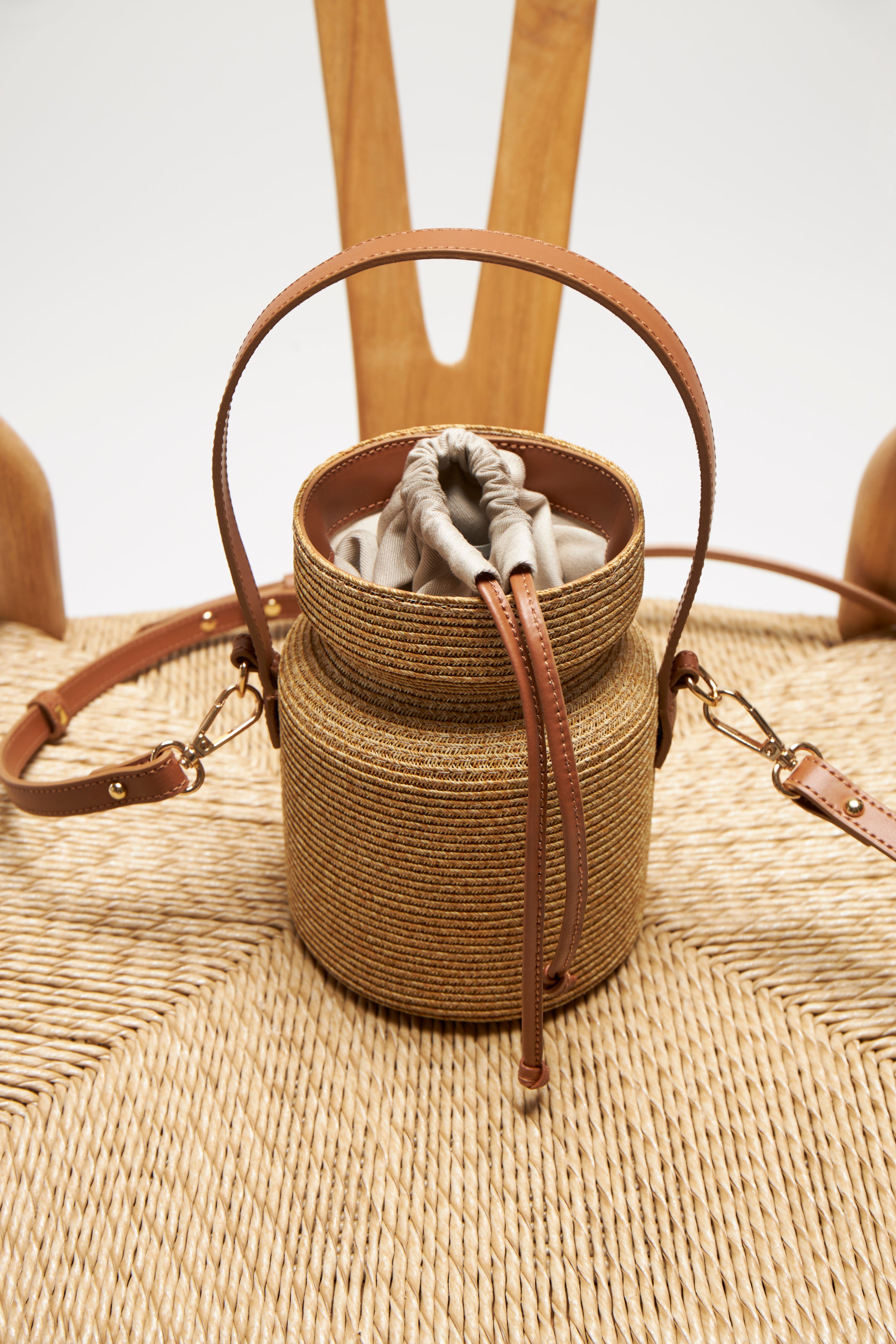 KYLIX GLOSS BAG NATURAL