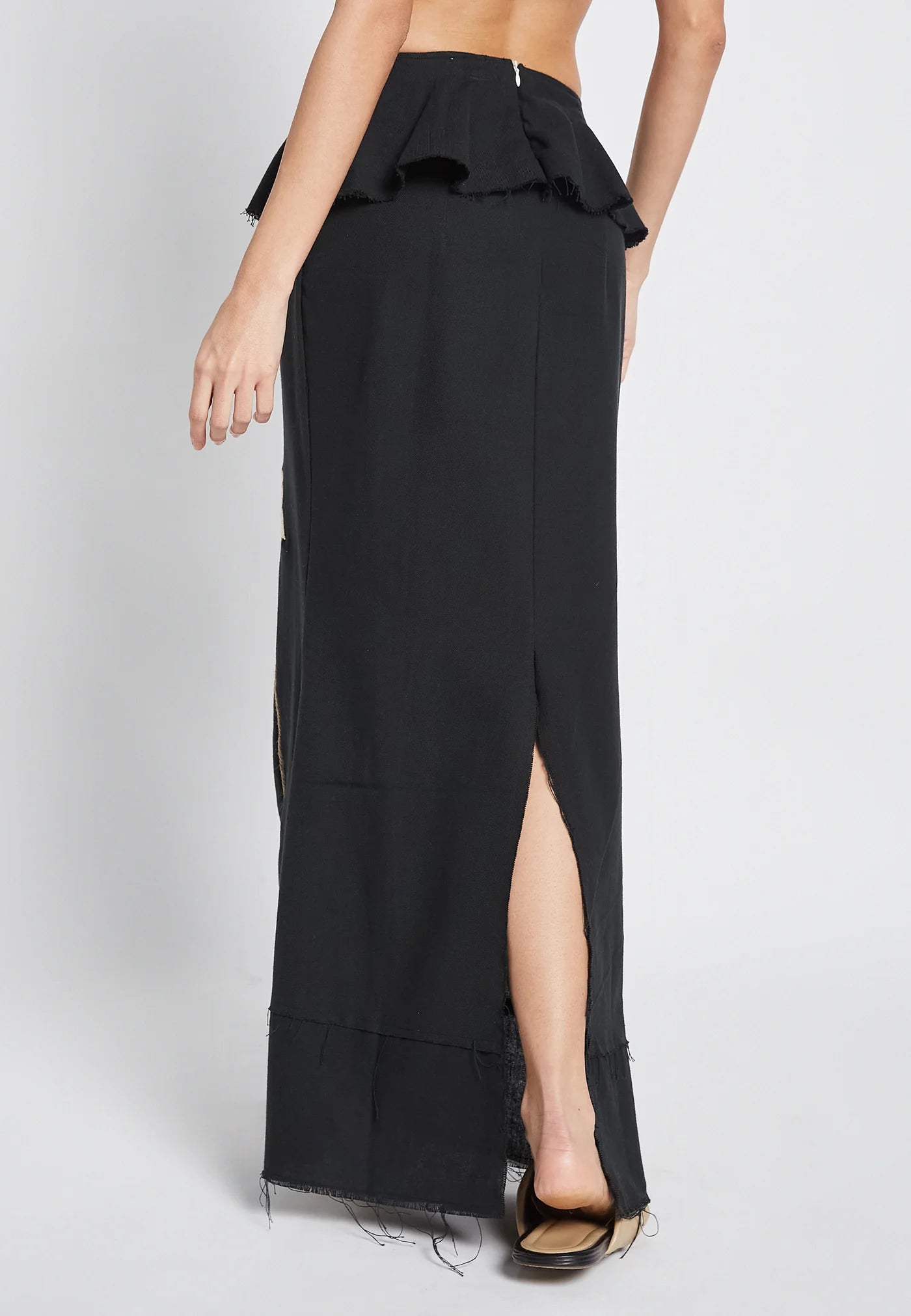SURF BLACK SKIRT