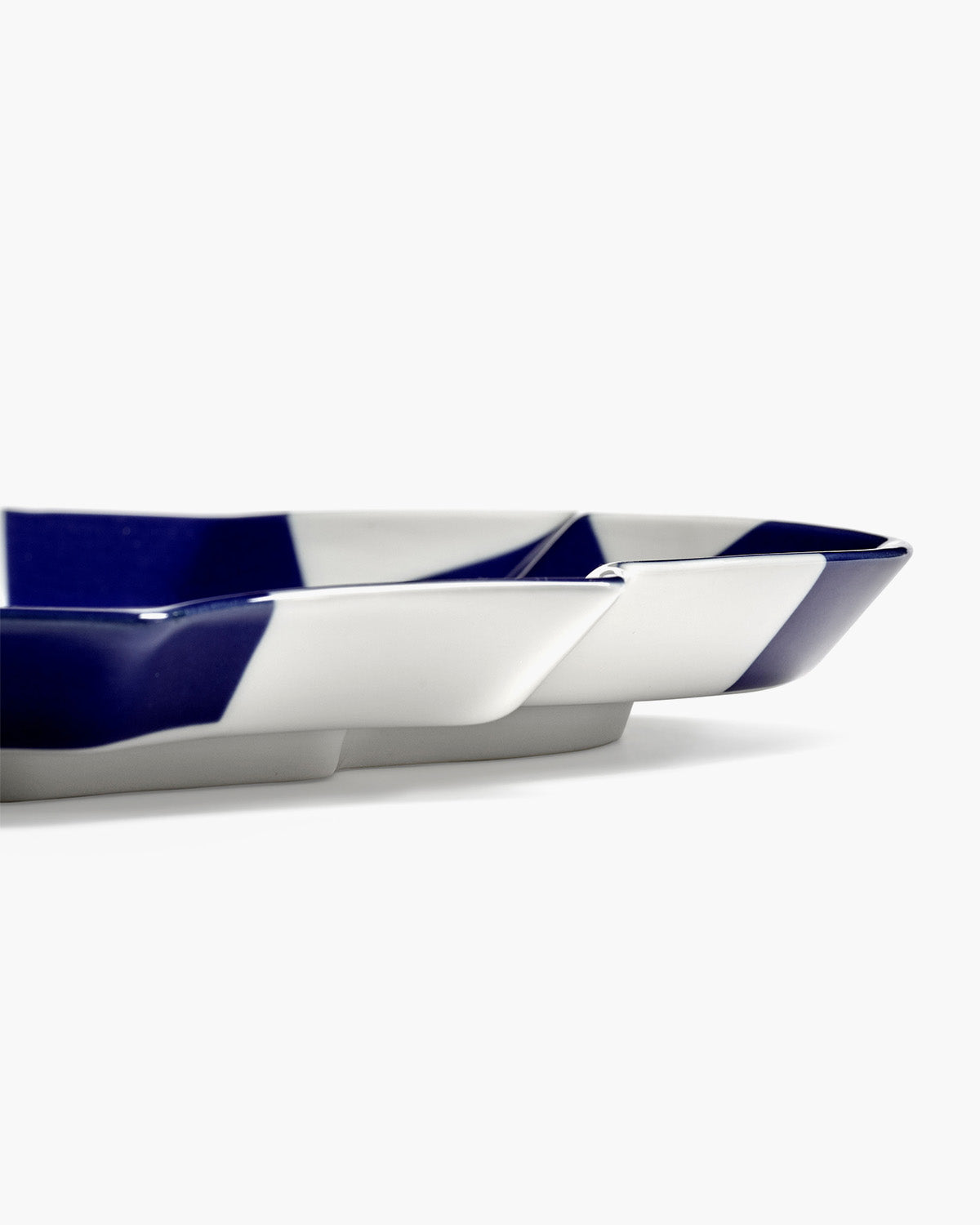 SERVING PLATE OVAL BLUE WHITE