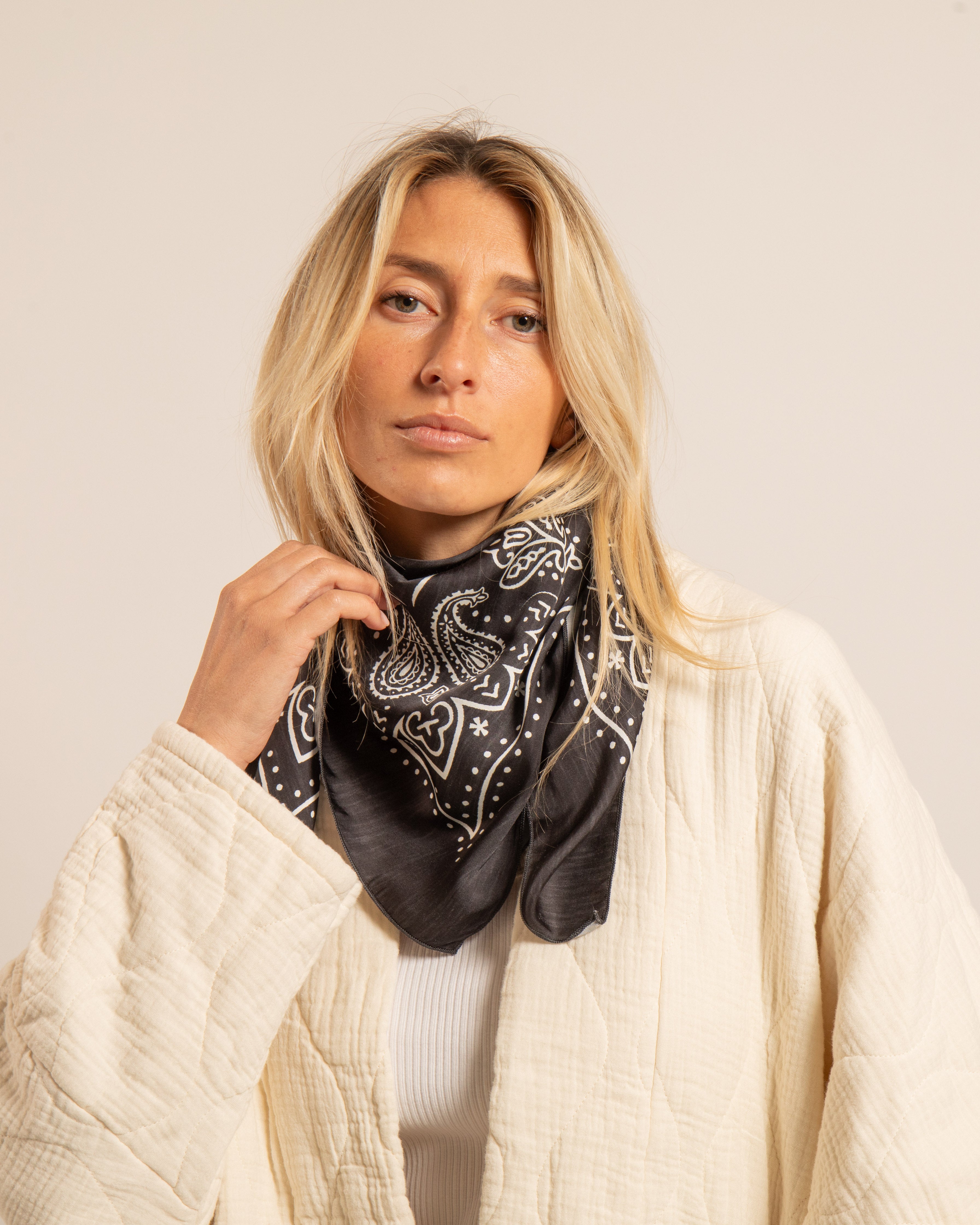 TORONTO2 BANDANA SCARF ANTHRACITE
