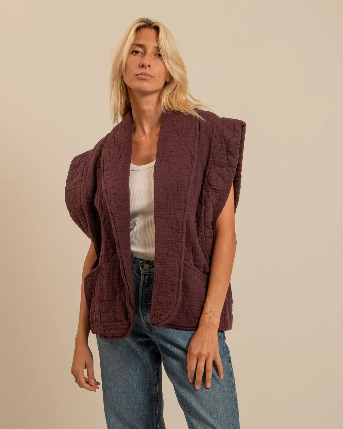 BROOKLYN1 SLEVELESS VEST PLAIN BURGUNDY