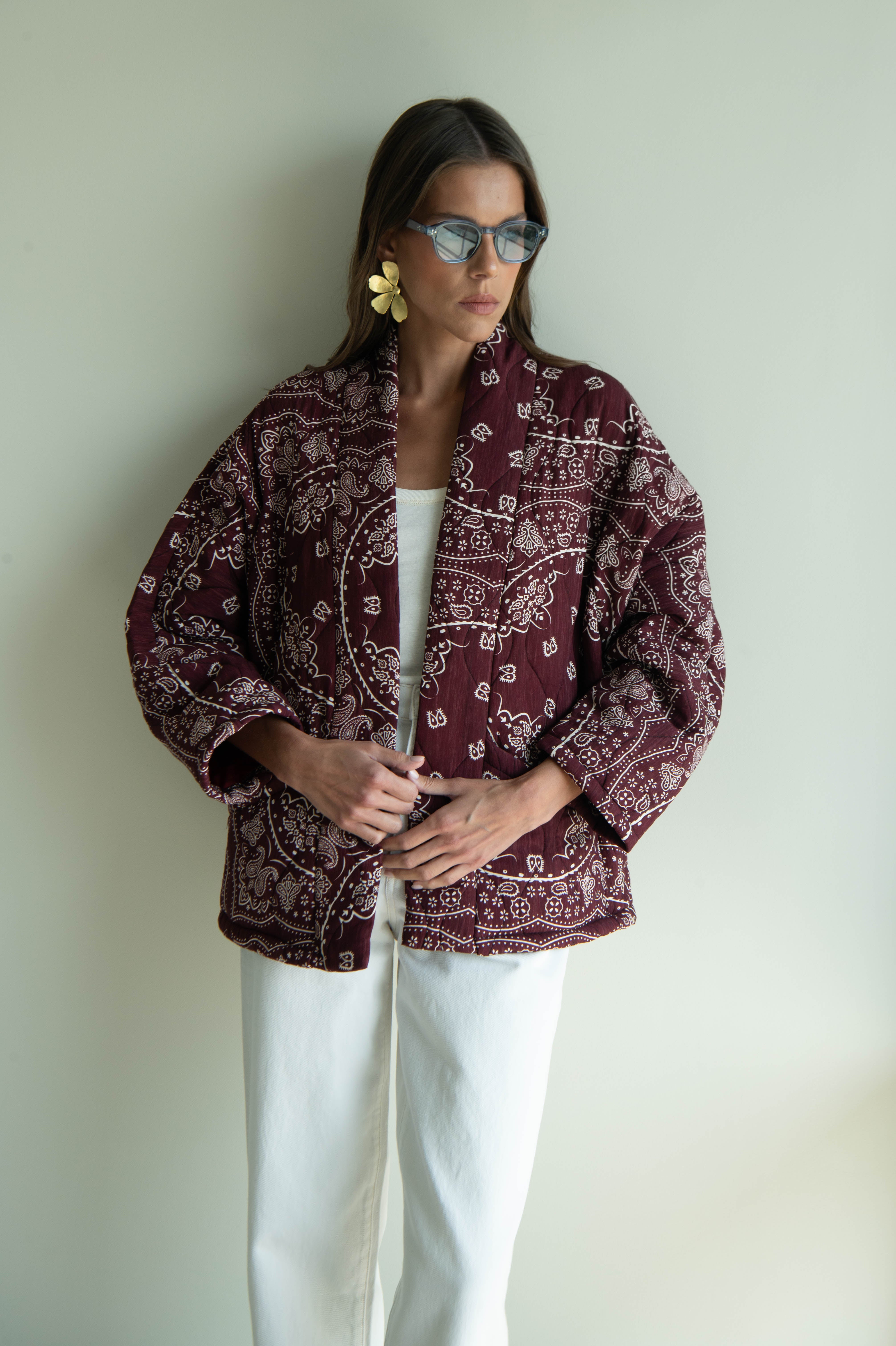 CHICAGO4 VEST BANDANA PRINT KIMONO BURGUNDY