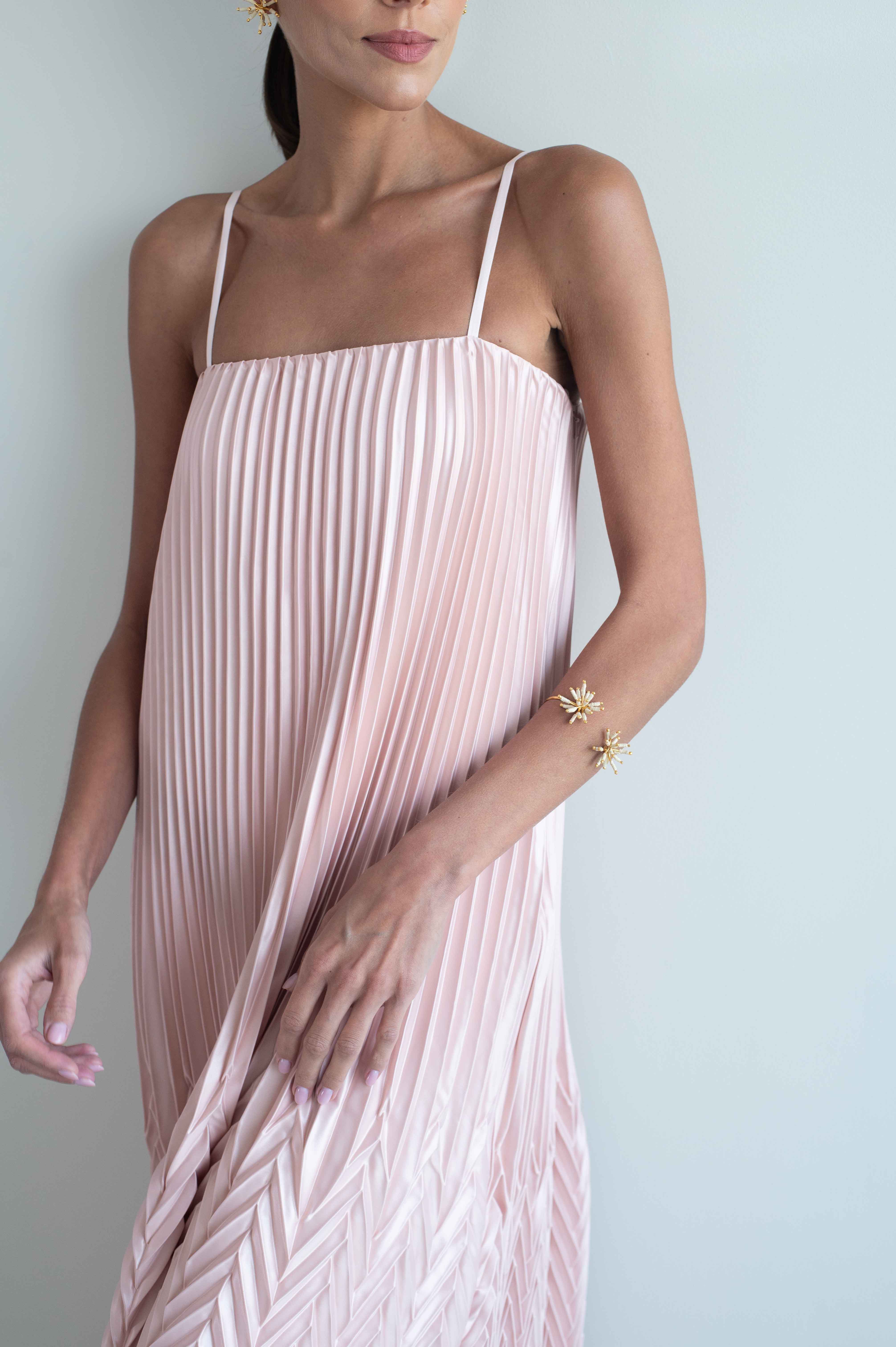 ARIA PLISSE MAXI DRESS - POWDER PINK