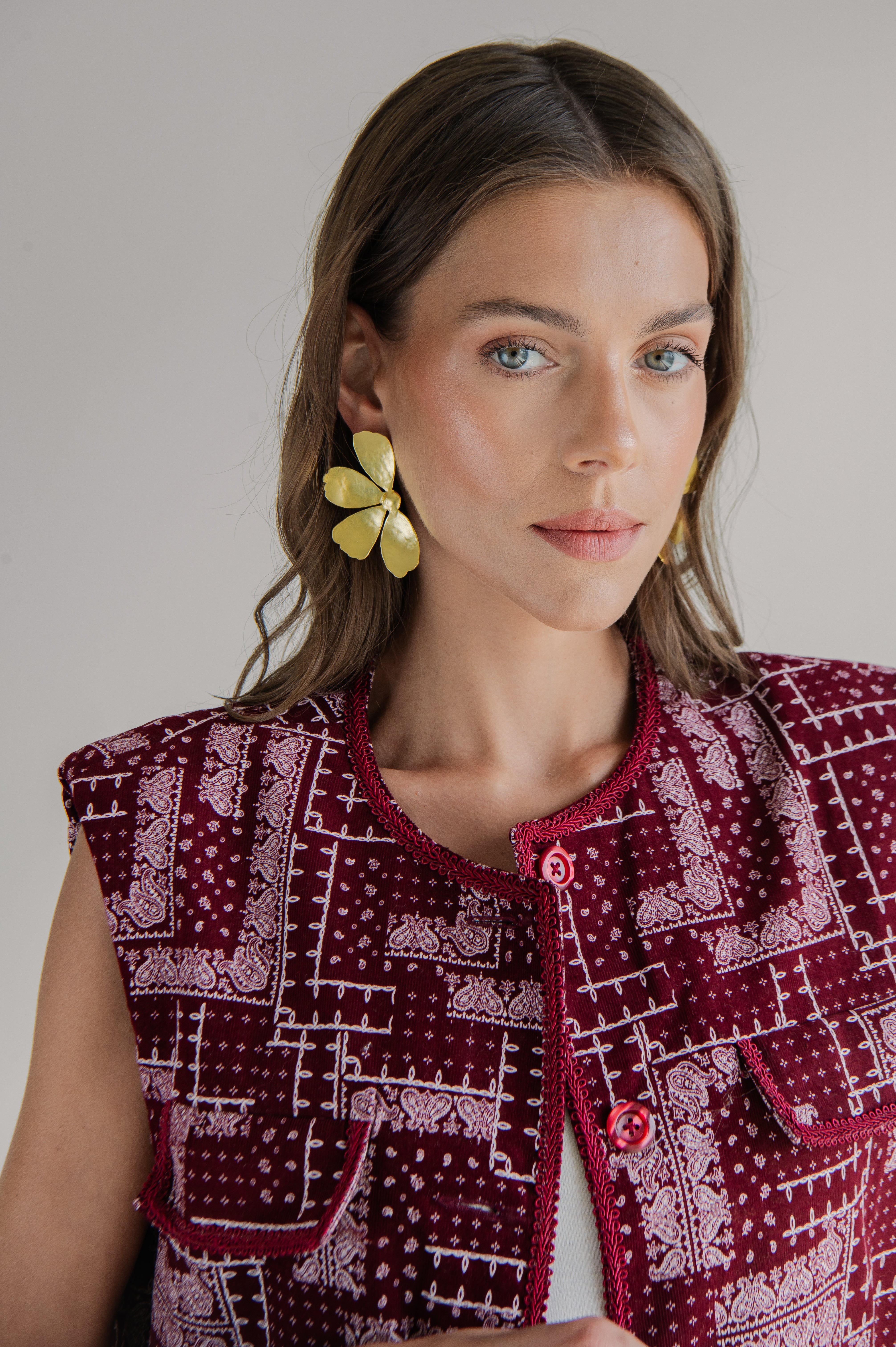 ATELIER NANOU GOLD SEMI FLOWER EARRINGS