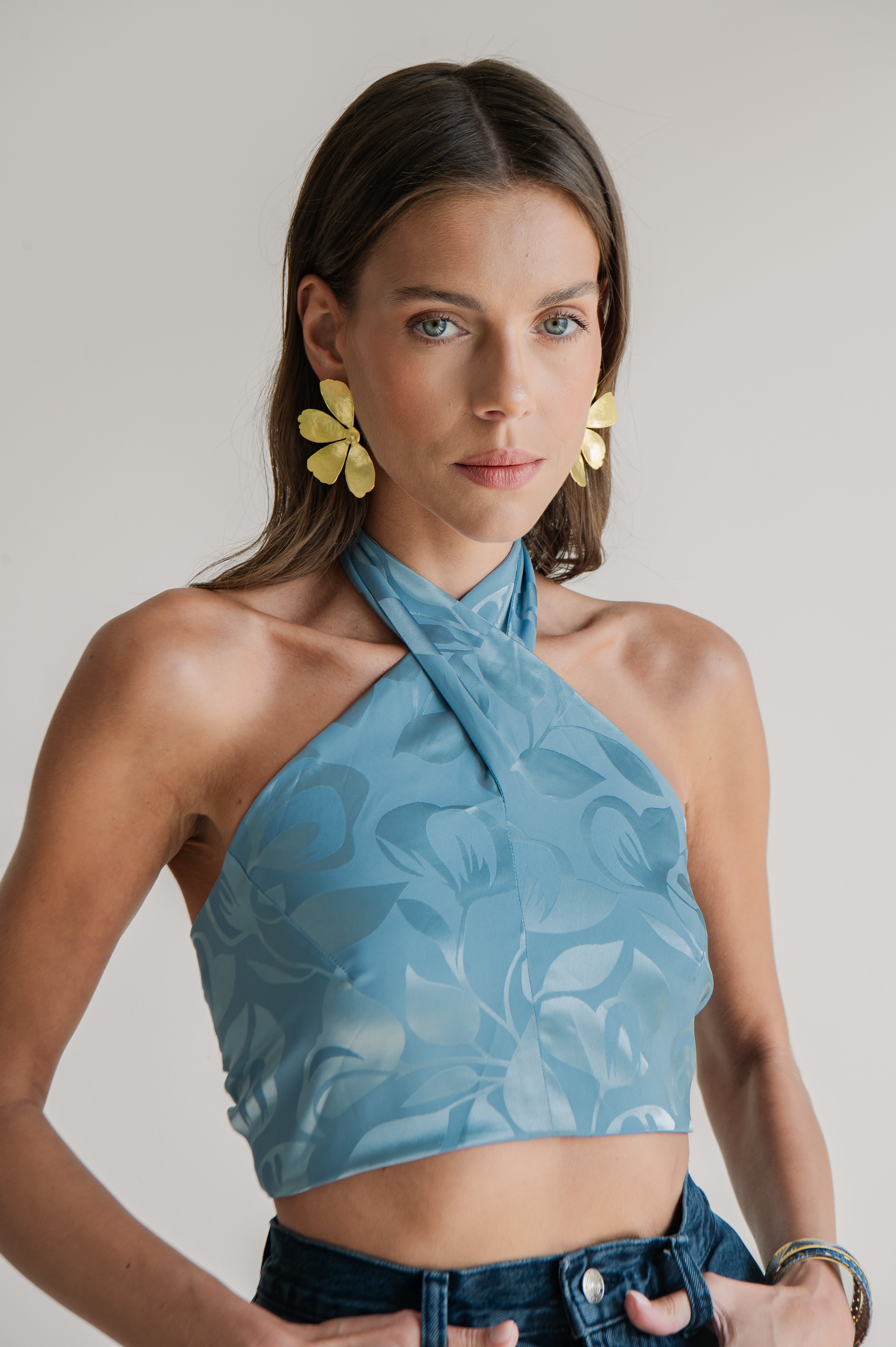 ATELIER NANOU GOLD SEMI FLOWER EARRINGS