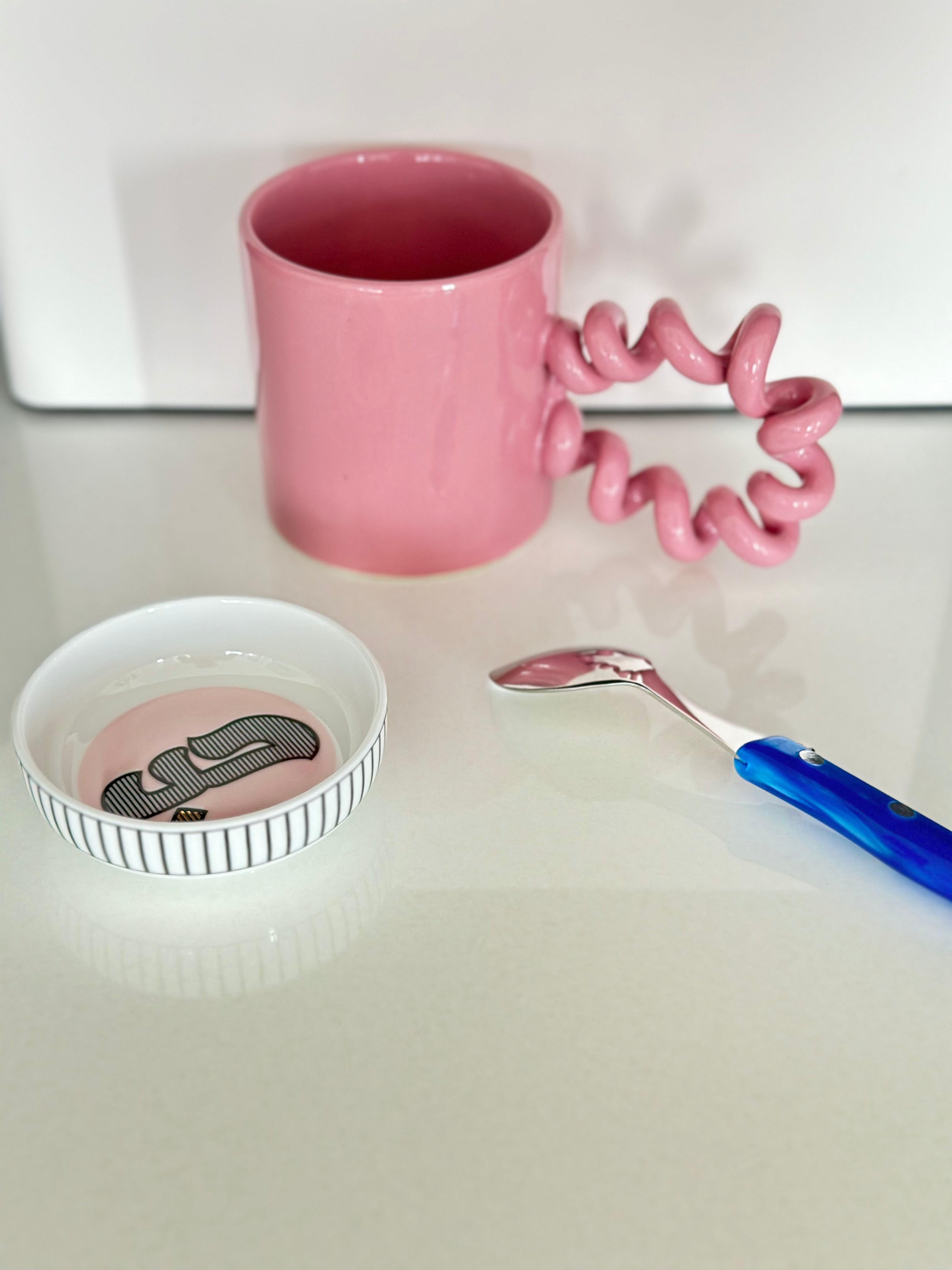 Curly Mug - Pink